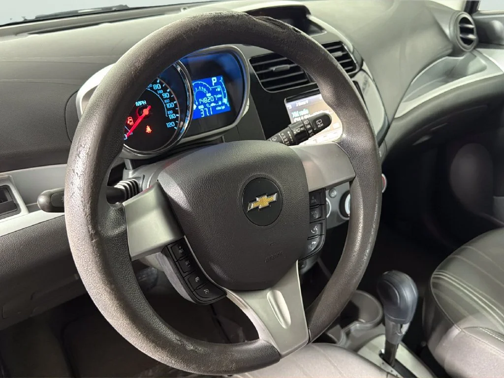 Used 2015 SILVER ICE Chevrolet LT image 21