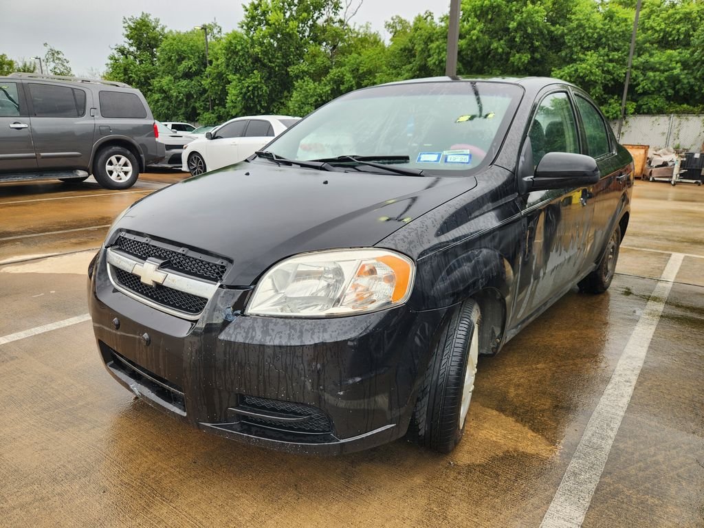 Used 2010 Black Granite Metallic Chevrolet LT w/1LT image 3