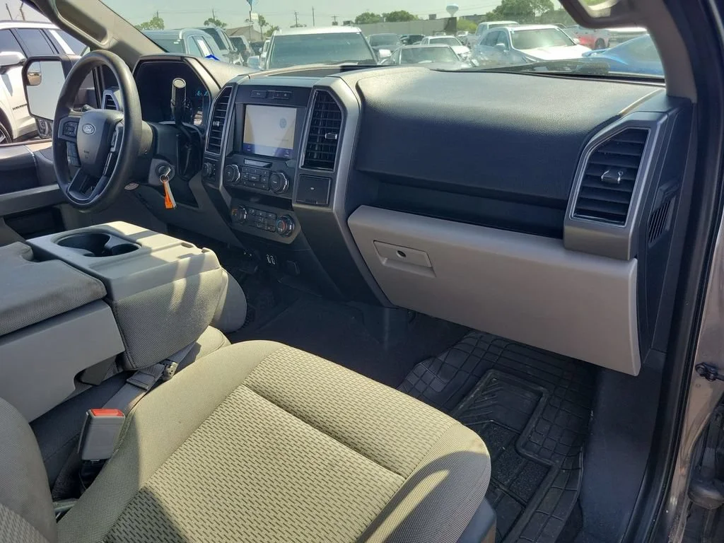 Used 2020 Gray Ford XLT image 28