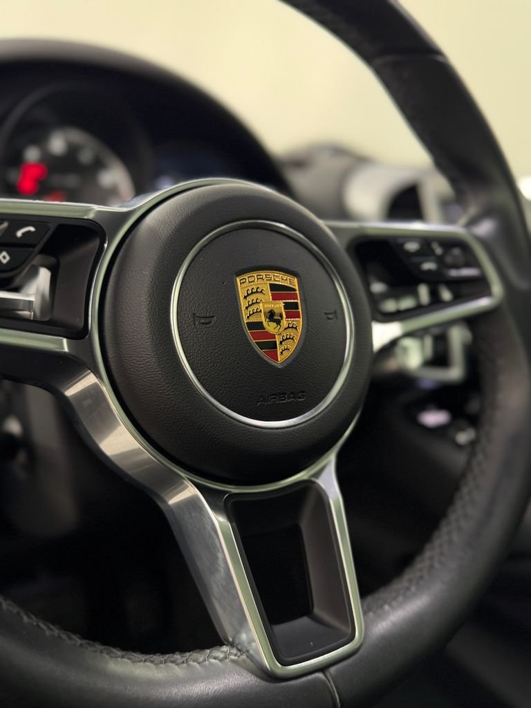 Used 2018 Moonlight Blue Metallic Porsche Base image 25
