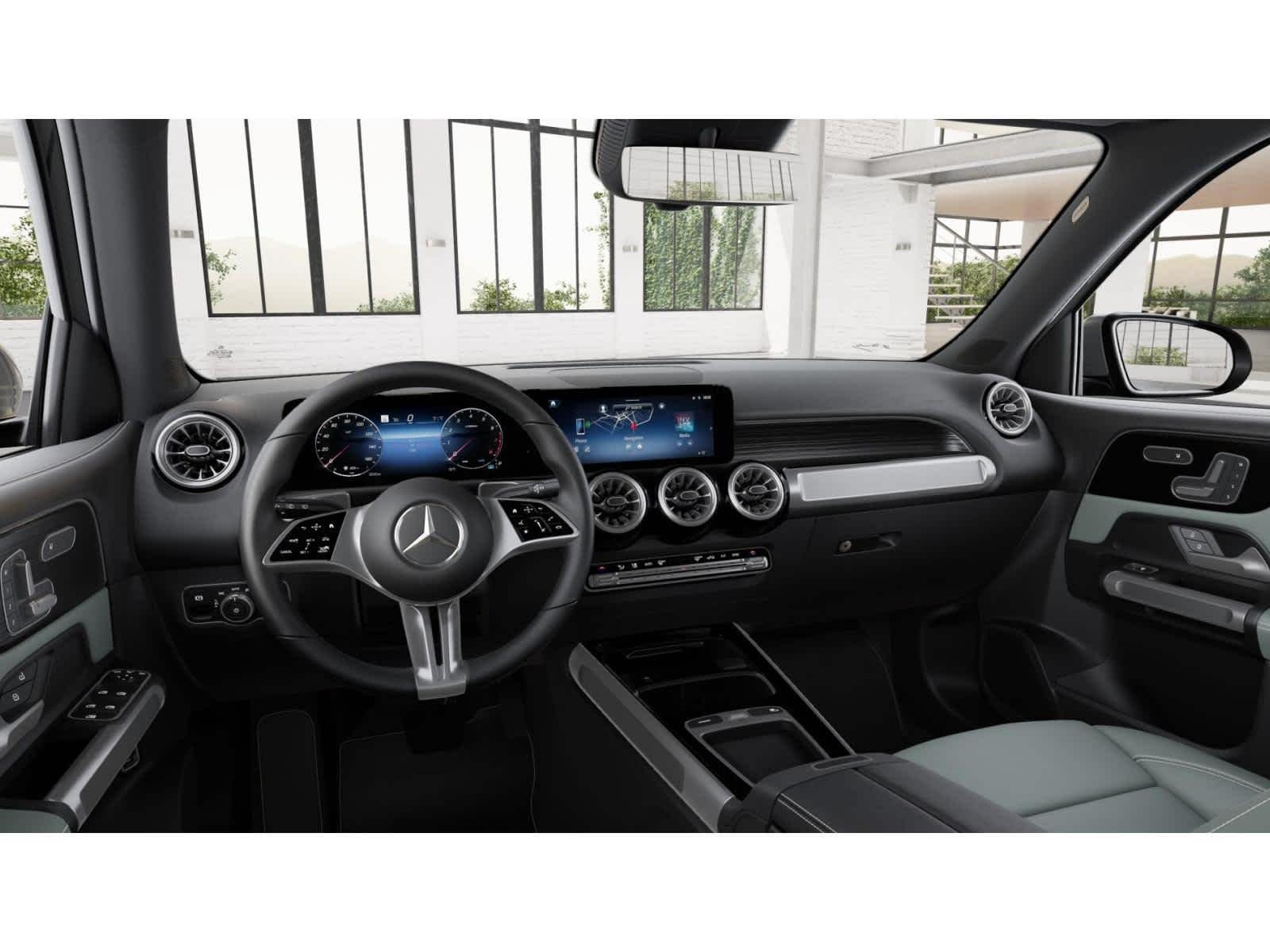 Used 2026 Mountain Grey Metallic Mercedes-Benz GLB 250 image 3