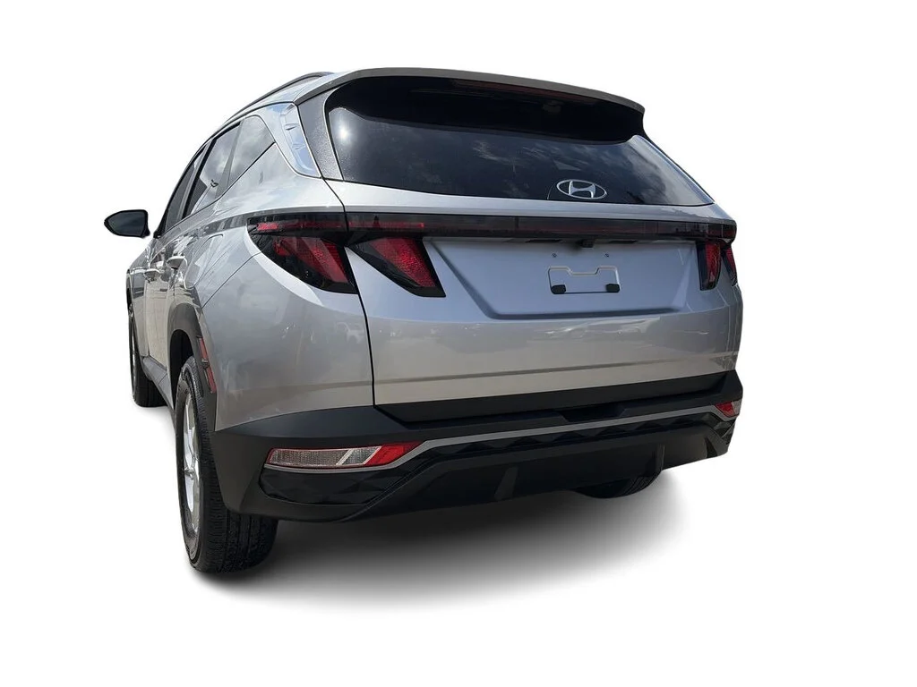 Used 2023 Shimmering Silver Hyundai AWD 2.5L Preferred Dilawri Certified   Local BC image 11