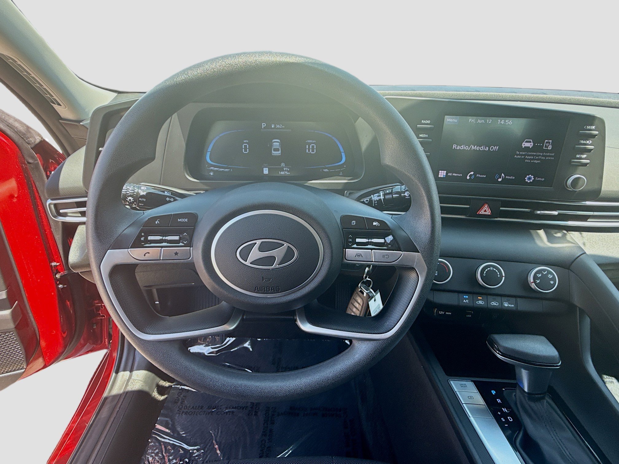 2025 Hyundai Elantra SE - Photo 8