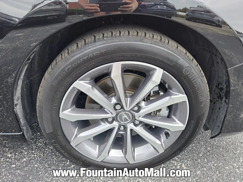 Used 2024 Majestic Black Pearl Acura CVT image 7