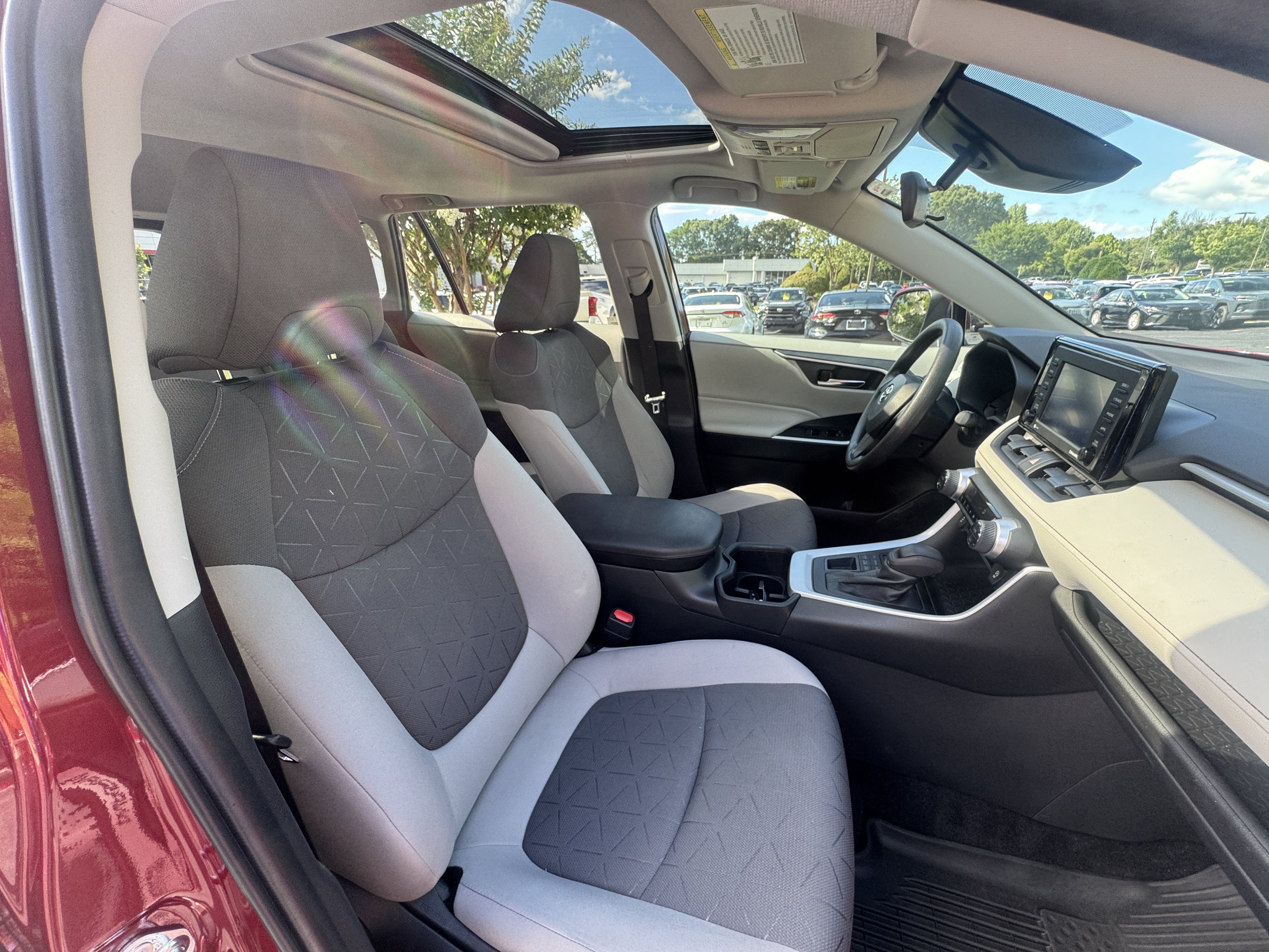 Certified Used 2022 Ruby Flare Pearl Toyota XLE image 21