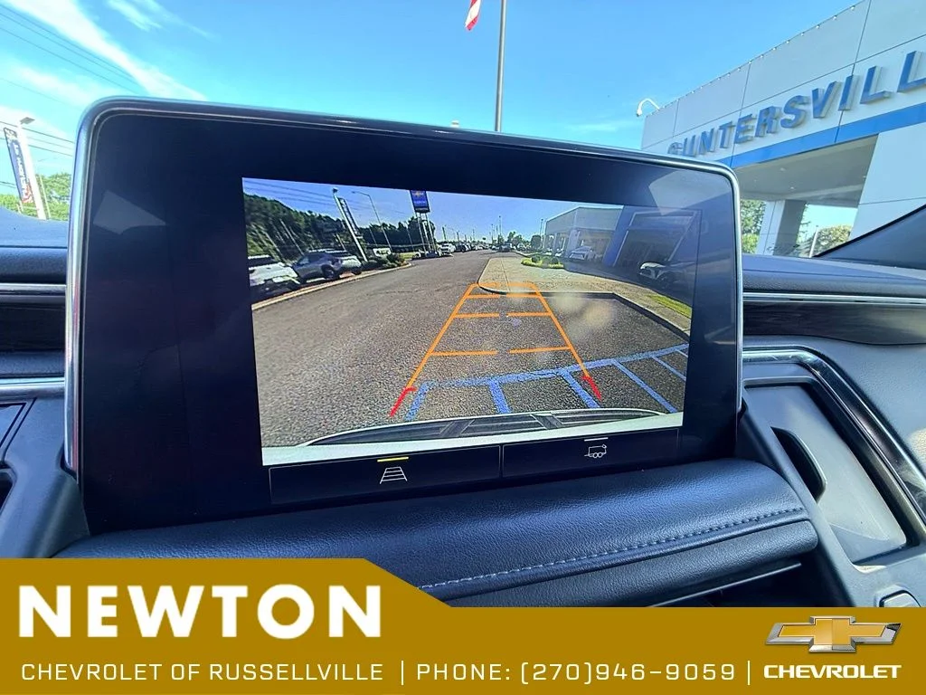 Used 2022 Summit White Chevrolet LT image 9