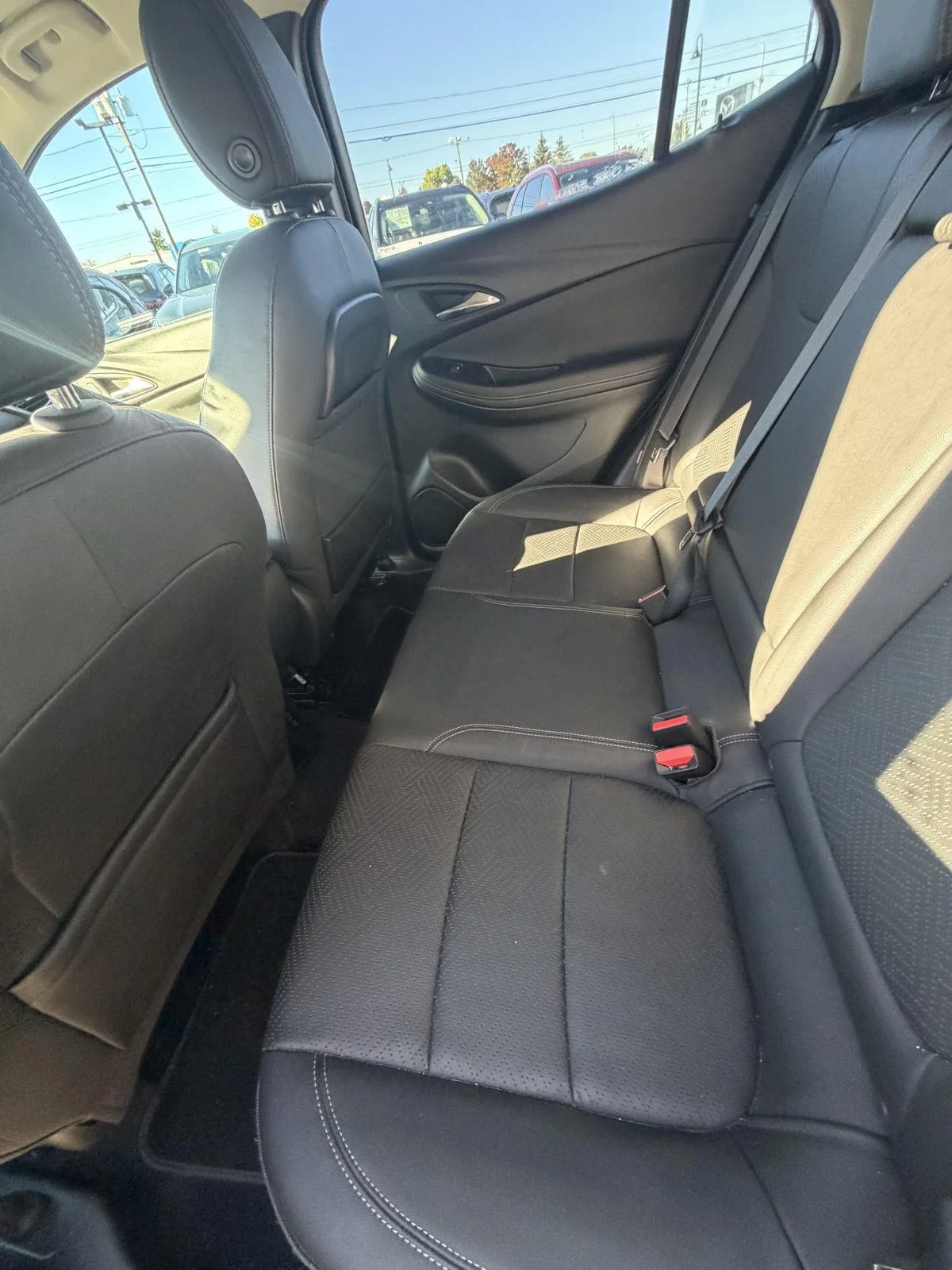 Used 2023 Ebony Twilight Metallic Buick Essence image 14