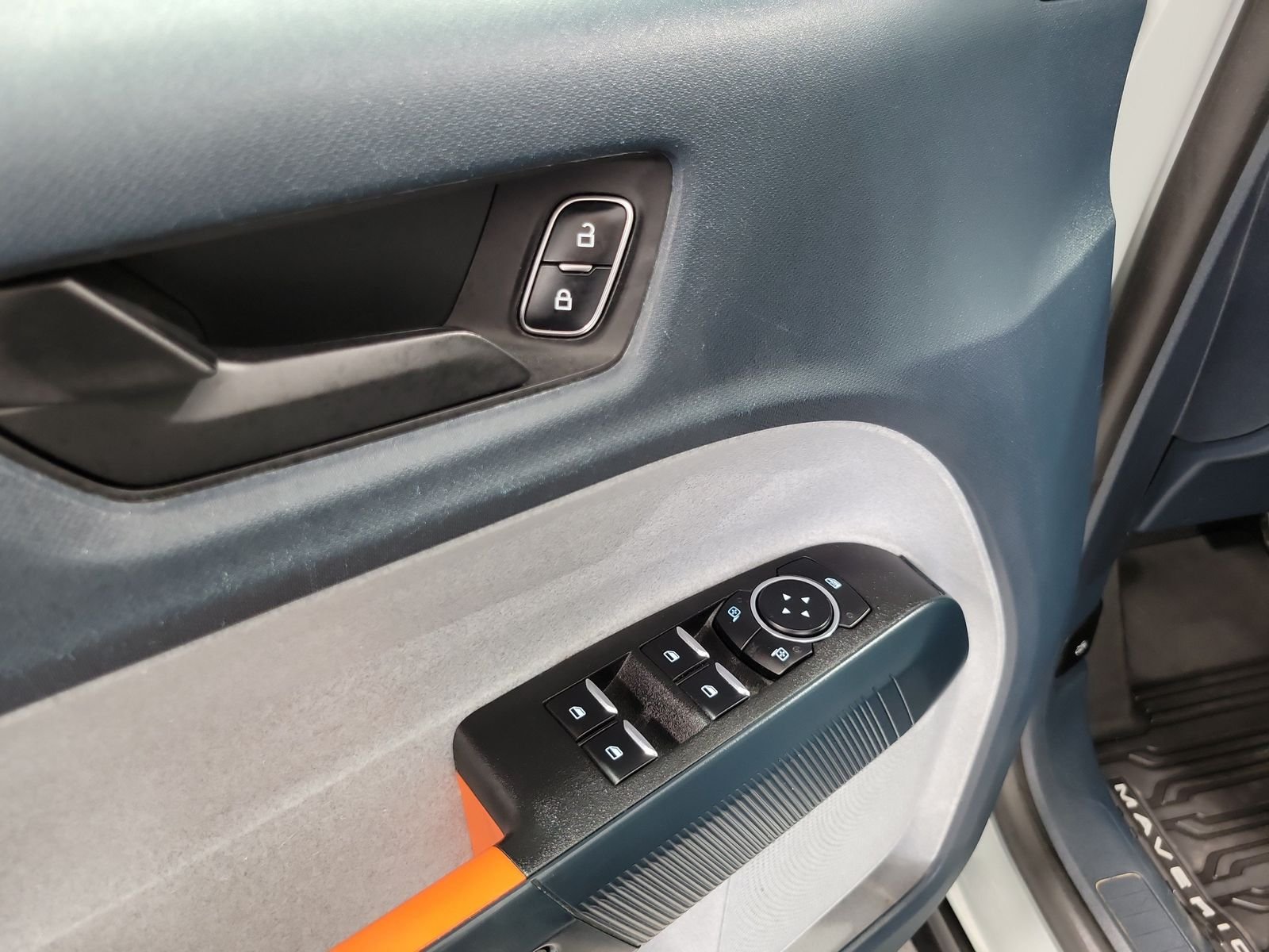 Certified Used 2023 Green Ford XLT image 8