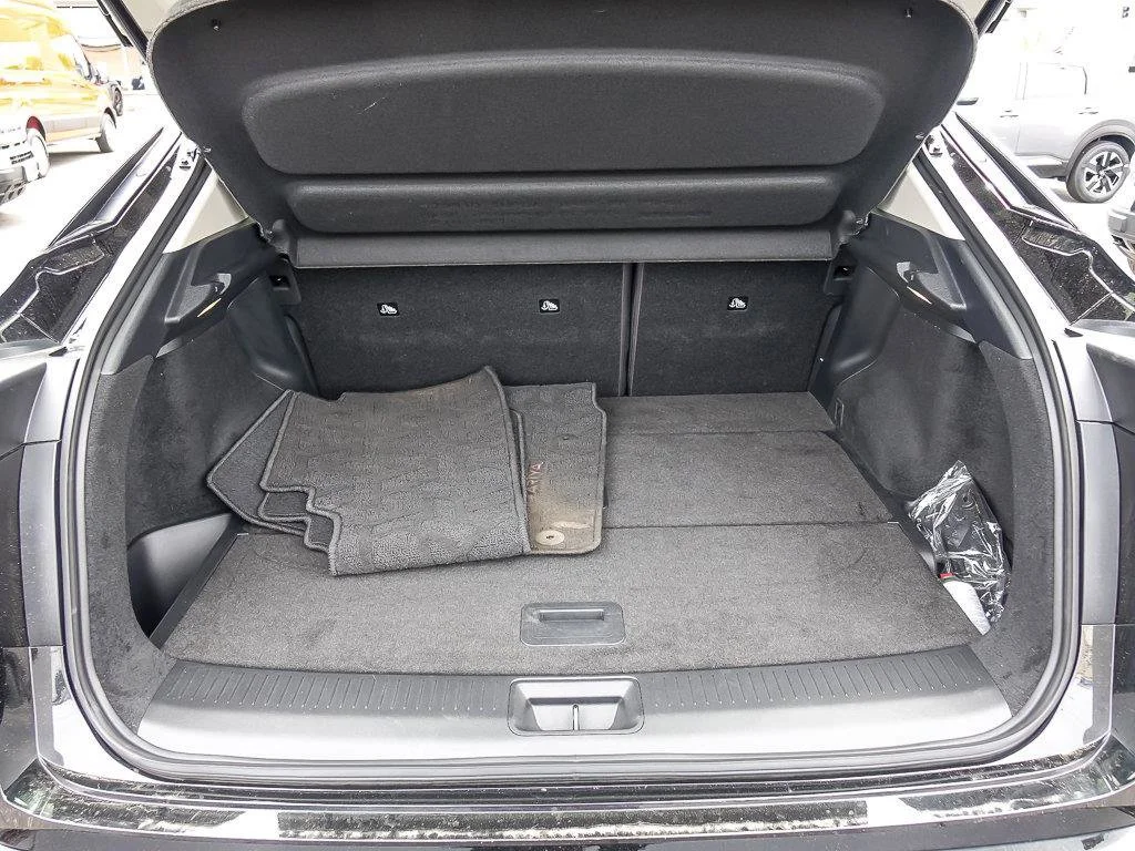 Used 2024 Black Diamond Pearl Nissan ENGAGE image 28