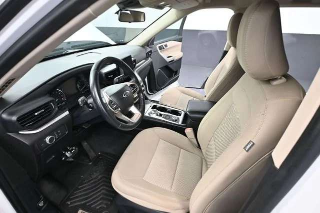 Used 2022 White Ford XLT image 17
