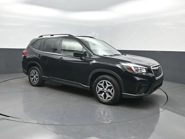 Used 2020 Black Subaru Premium image 36