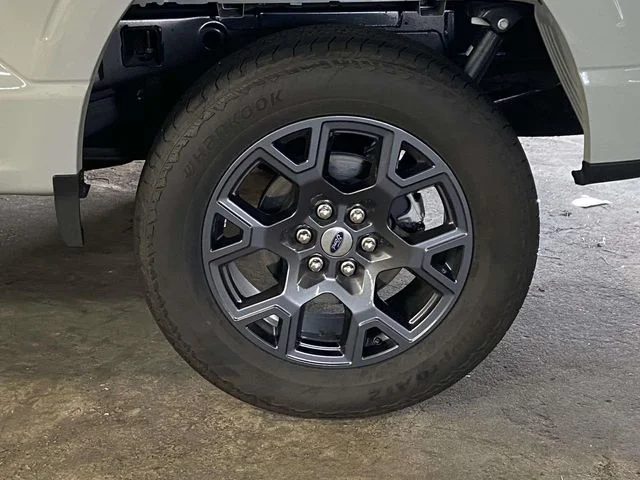 Certified Used 2022 Black Ford XLT image 4