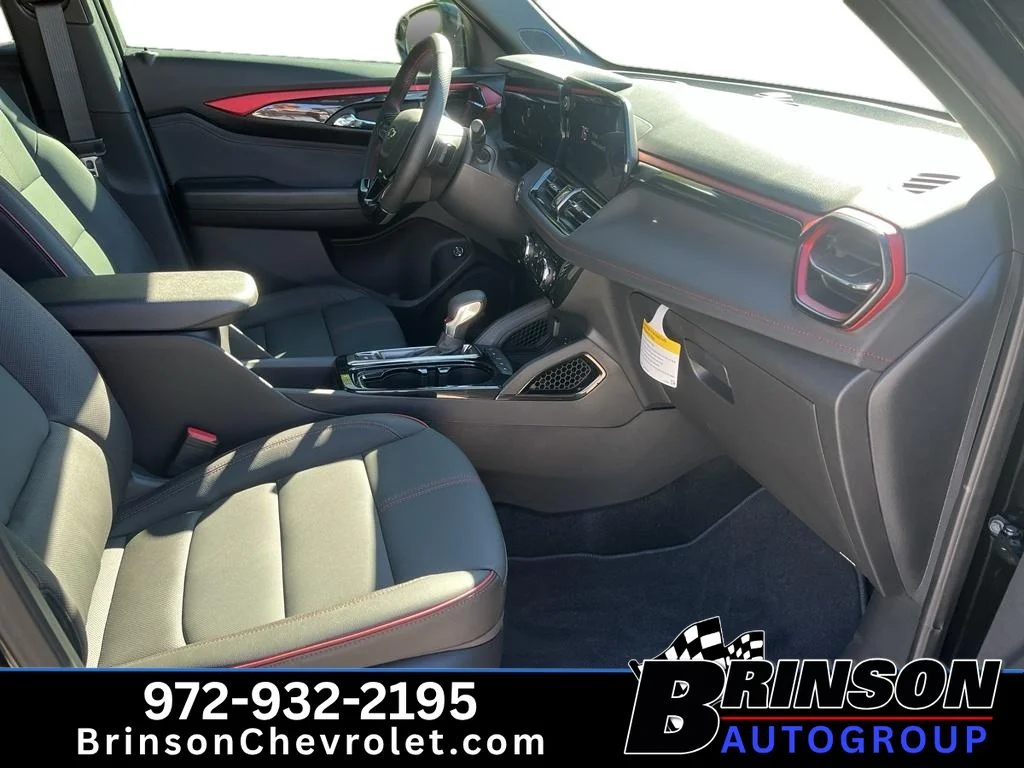 New 2026 Mosaic Black Metallic Chevrolet RS image 5
