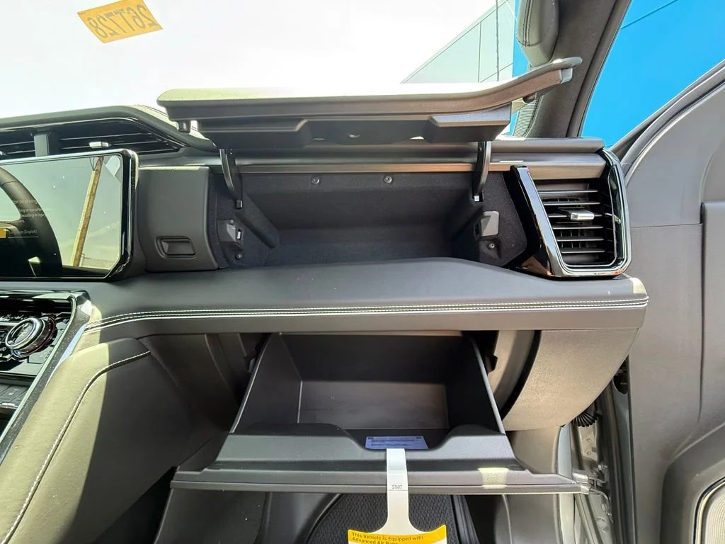New 2026 Sterling Metallic GMC AT4X image 15