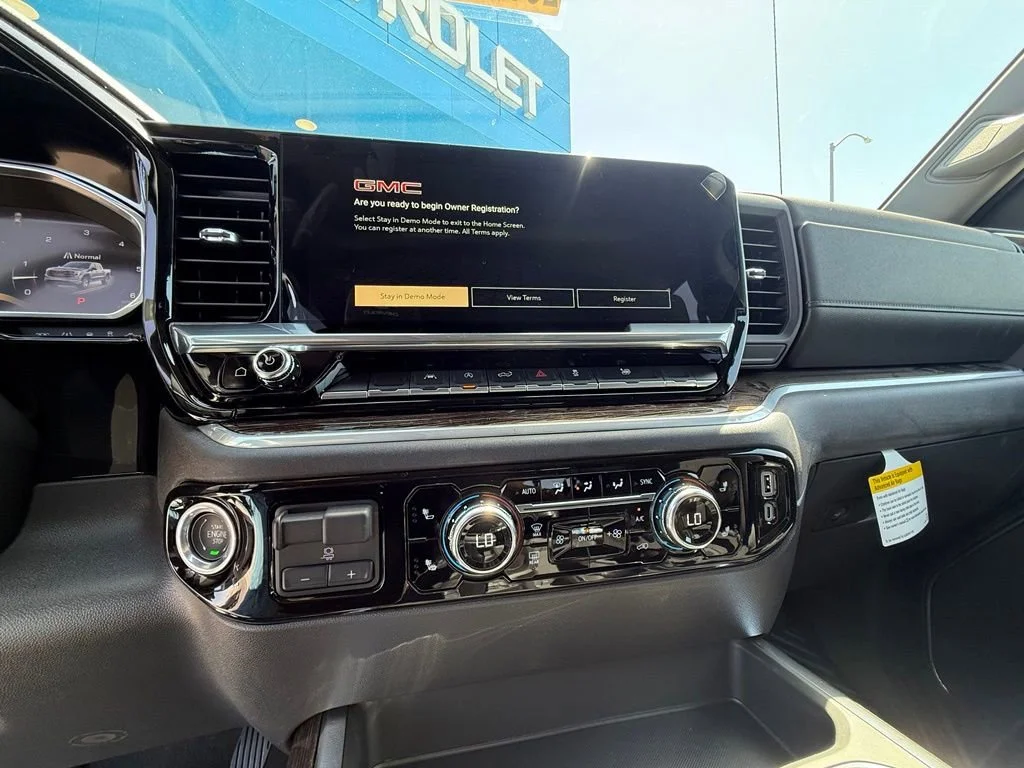 New 2026 Sterling Metallic GMC Elevation image 24