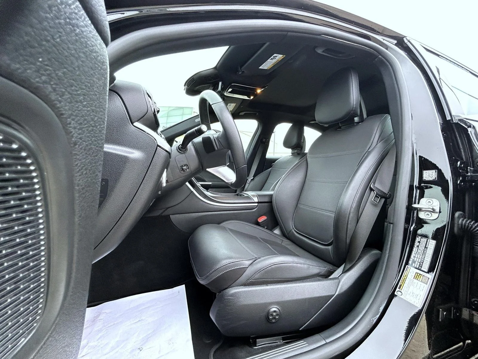 Used 2024 Black Mercedes-Benz C 300 image 10