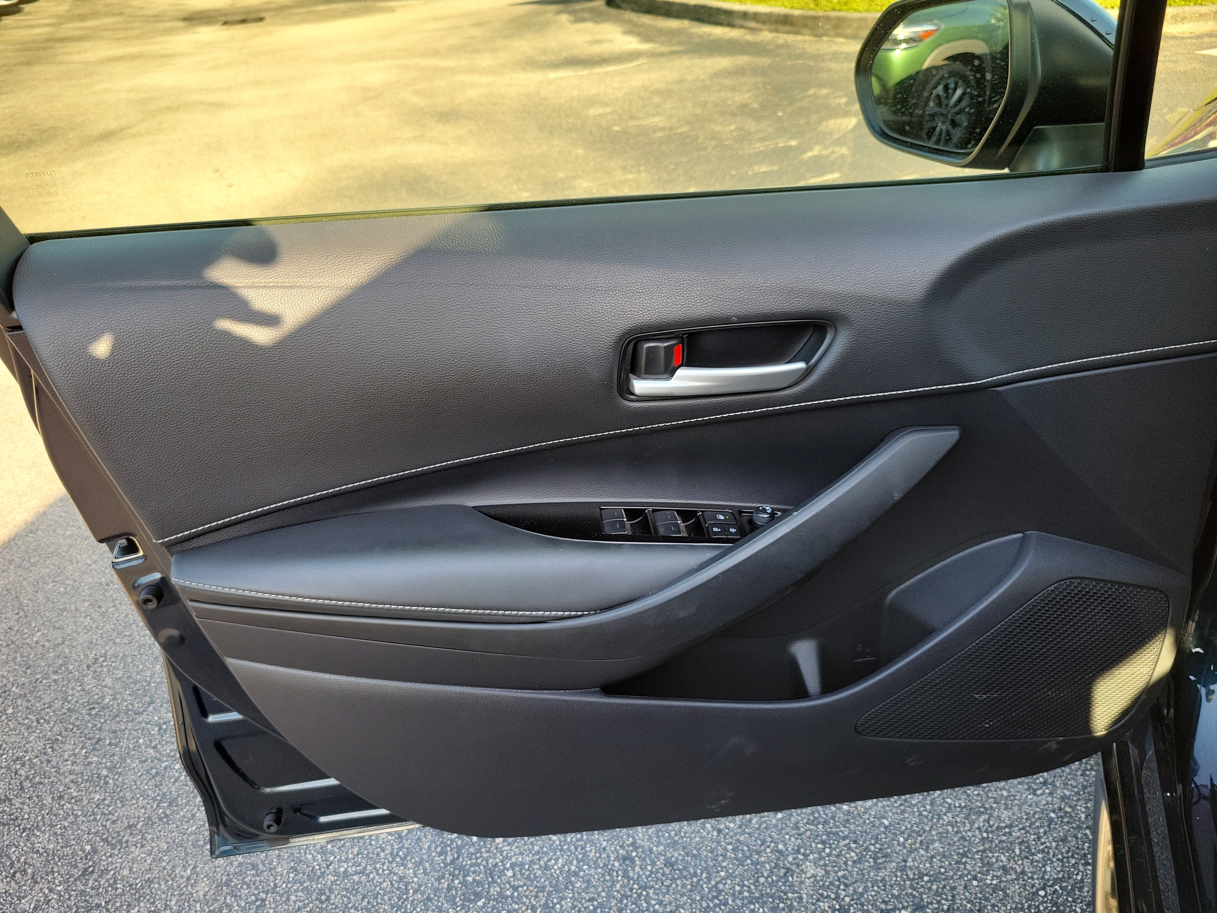 Used 2022 Aqua Toyota SE image 12