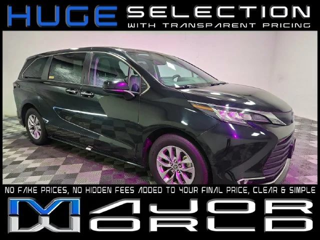 2022 Toyota Sienna XLE