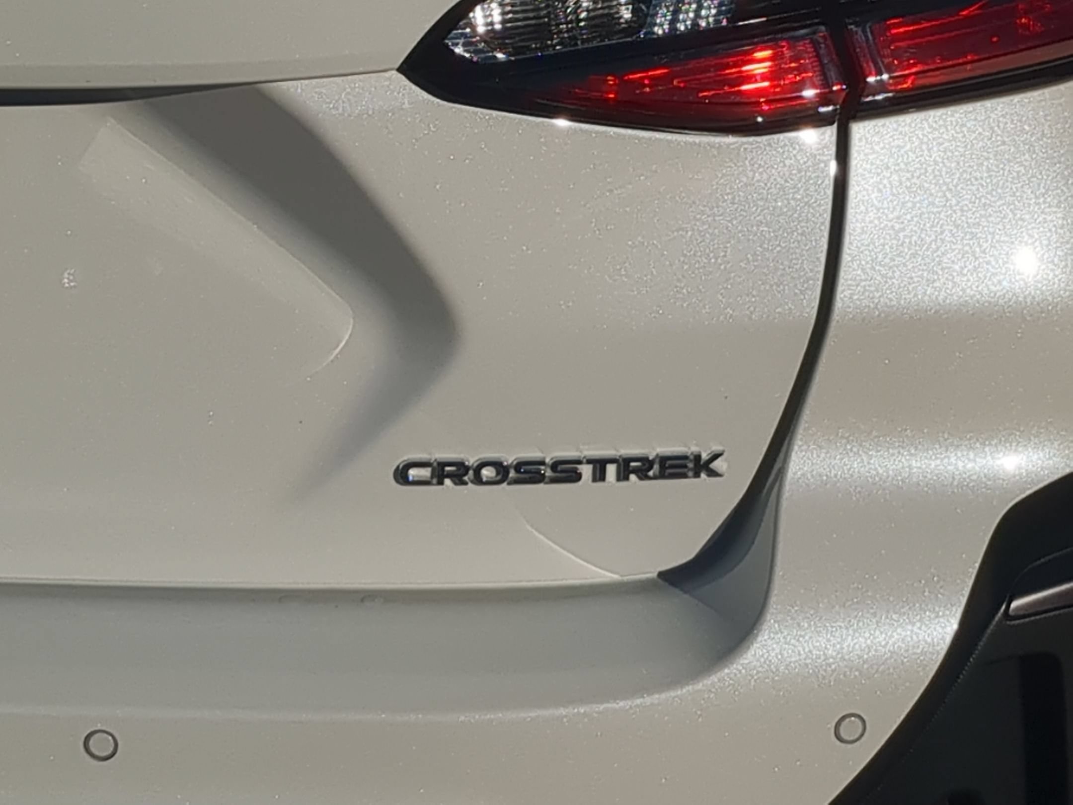 Certified Used 2025 Crystal White Pearl Subaru Limited image 23