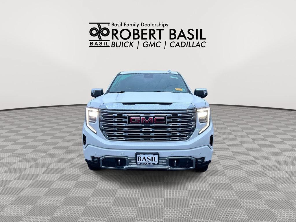 Used 2023 WHITE FROST TRICOAT GMC Denali image 3