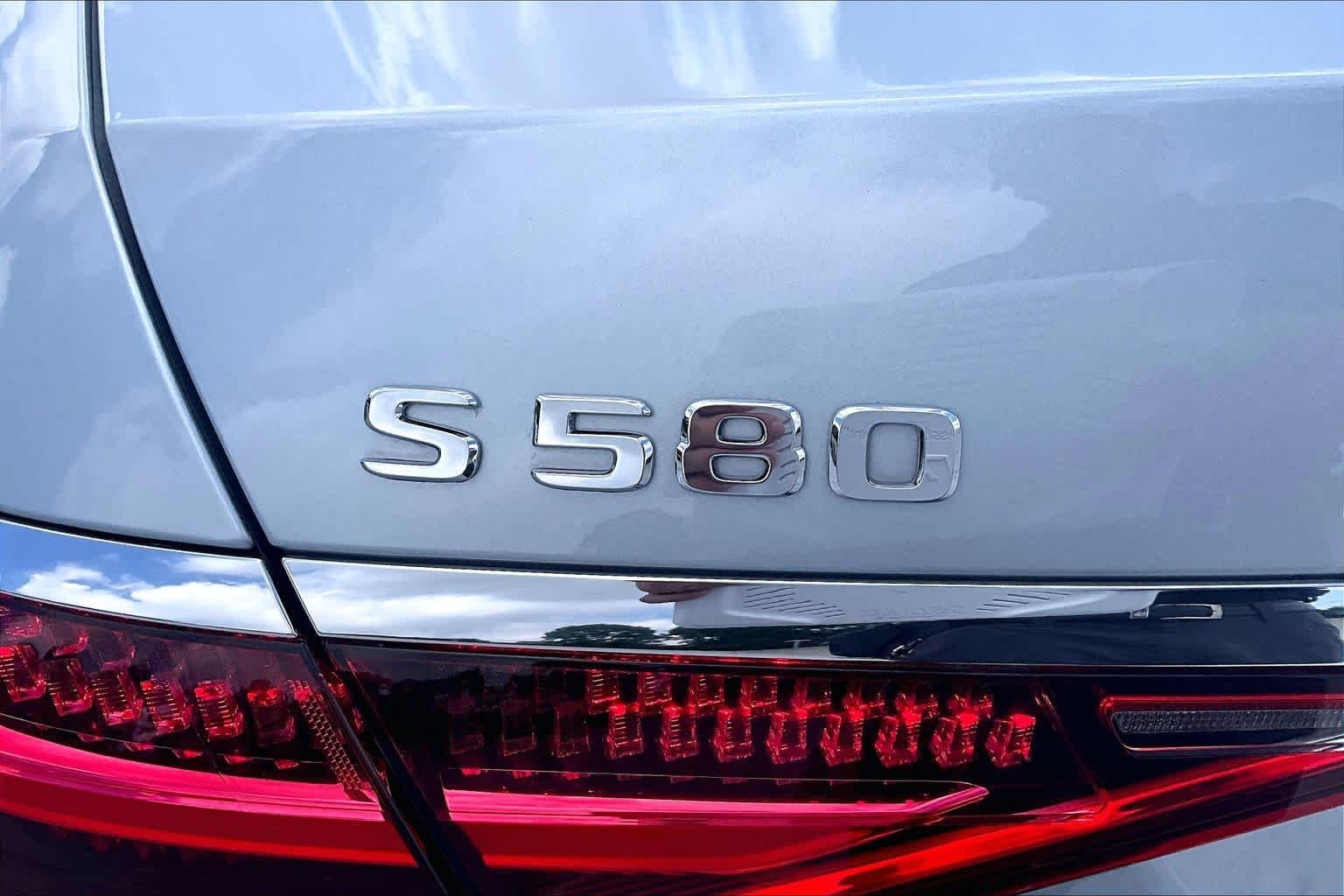 Used 2021 Cirrus Silver Mercedes-Benz S 580 image 31