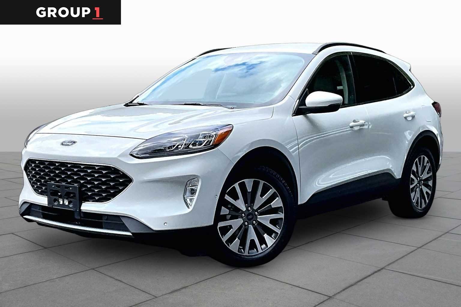2020 Ford Escape Titanium AWD Hybrid's photo
