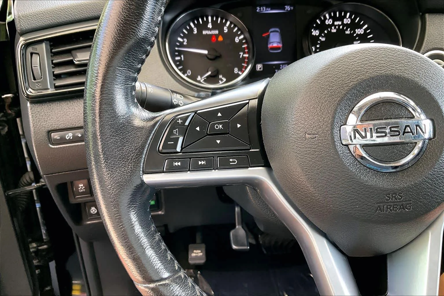 Used 2017 Magnetic Black Nissan SV image 23