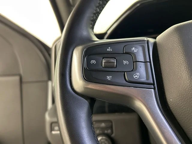 Used 2025 White Chevrolet LT image 10