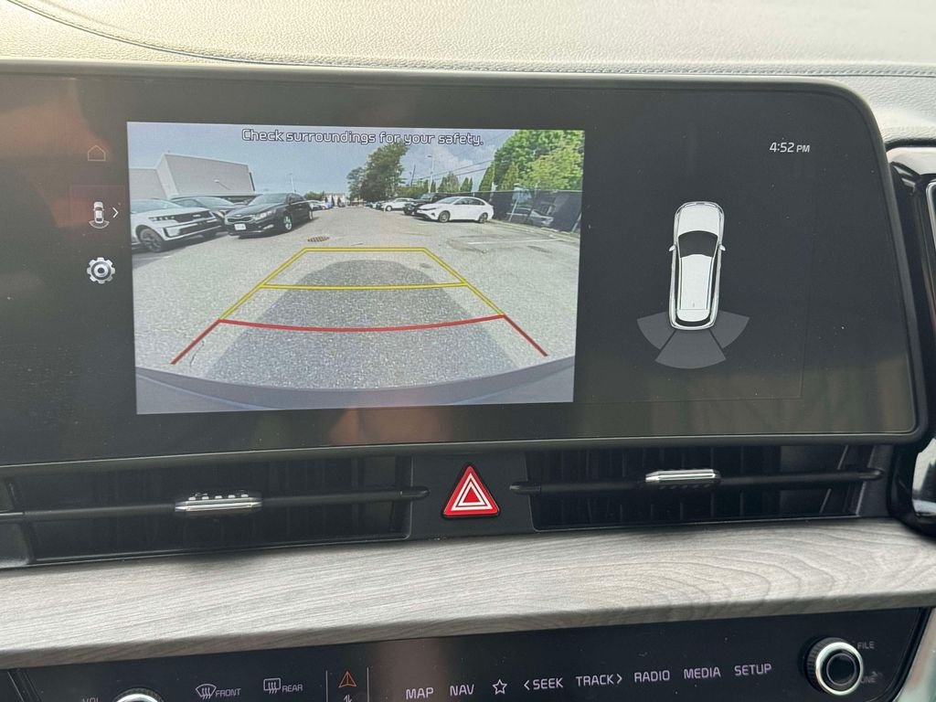 Used 2023 Black Kia X-Line image 27