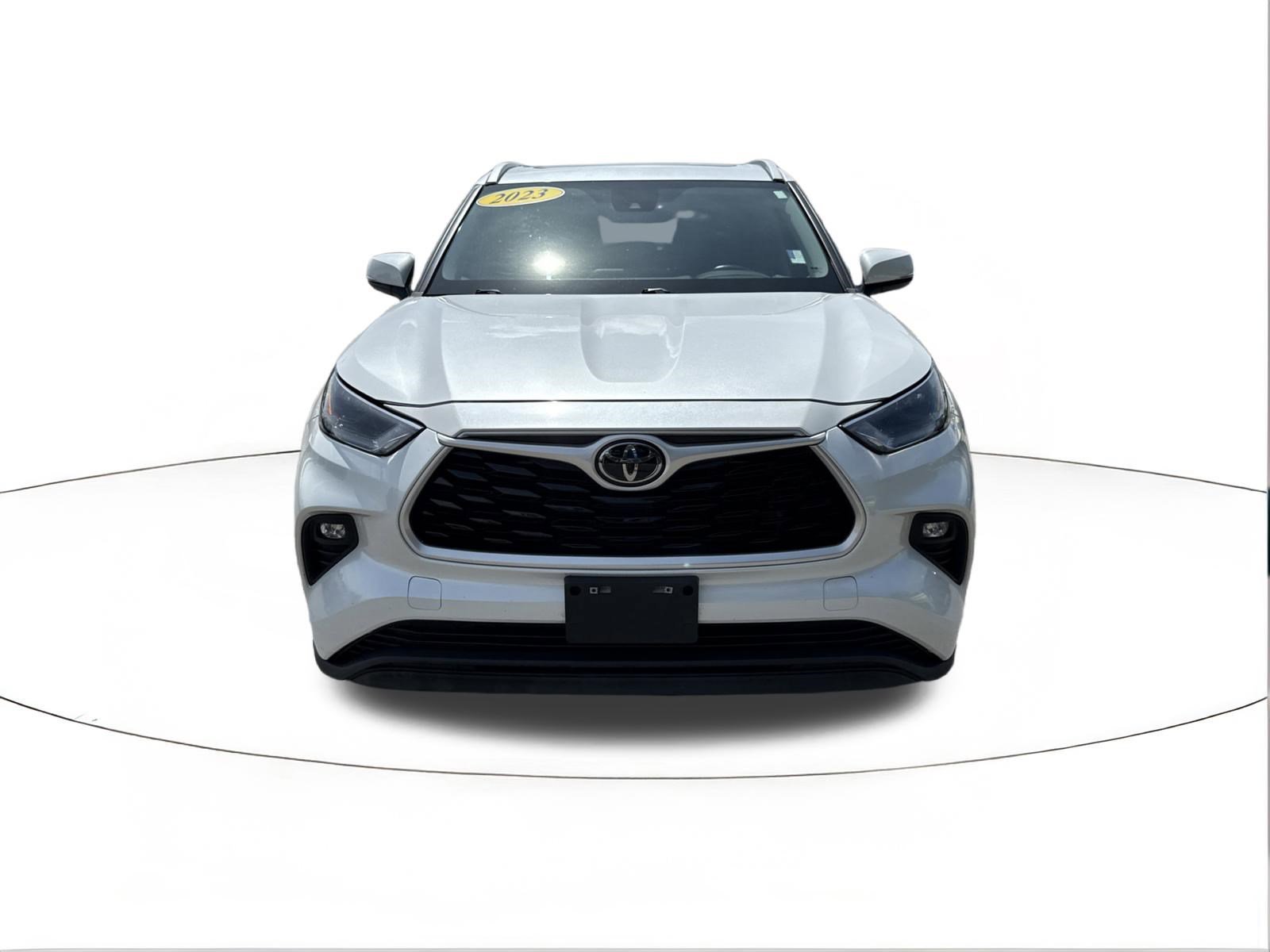 2023 Toyota Highlander XLE - Photo 8