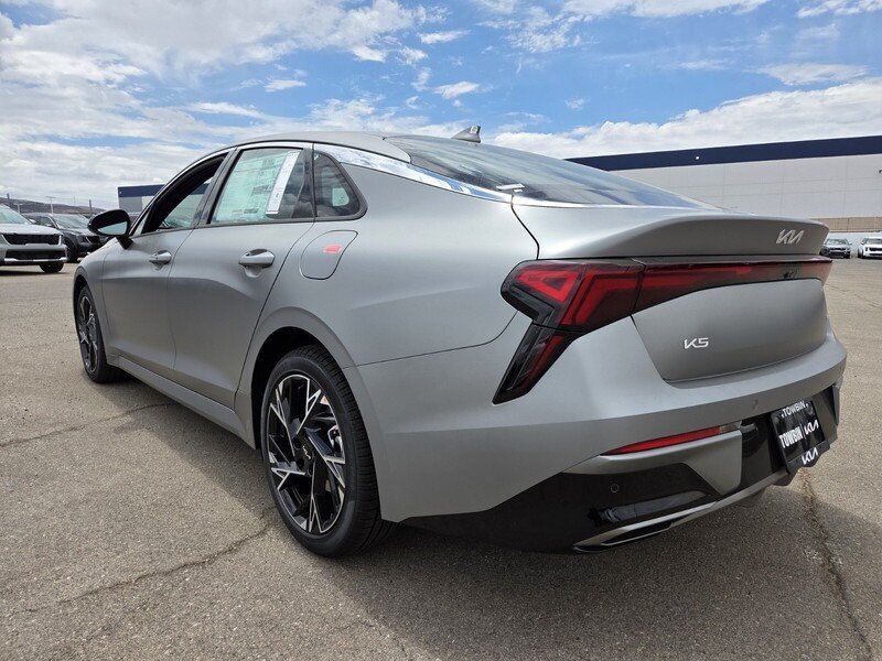 New 2026 Steel Matte Gray Kia GT-Line FWD image 4