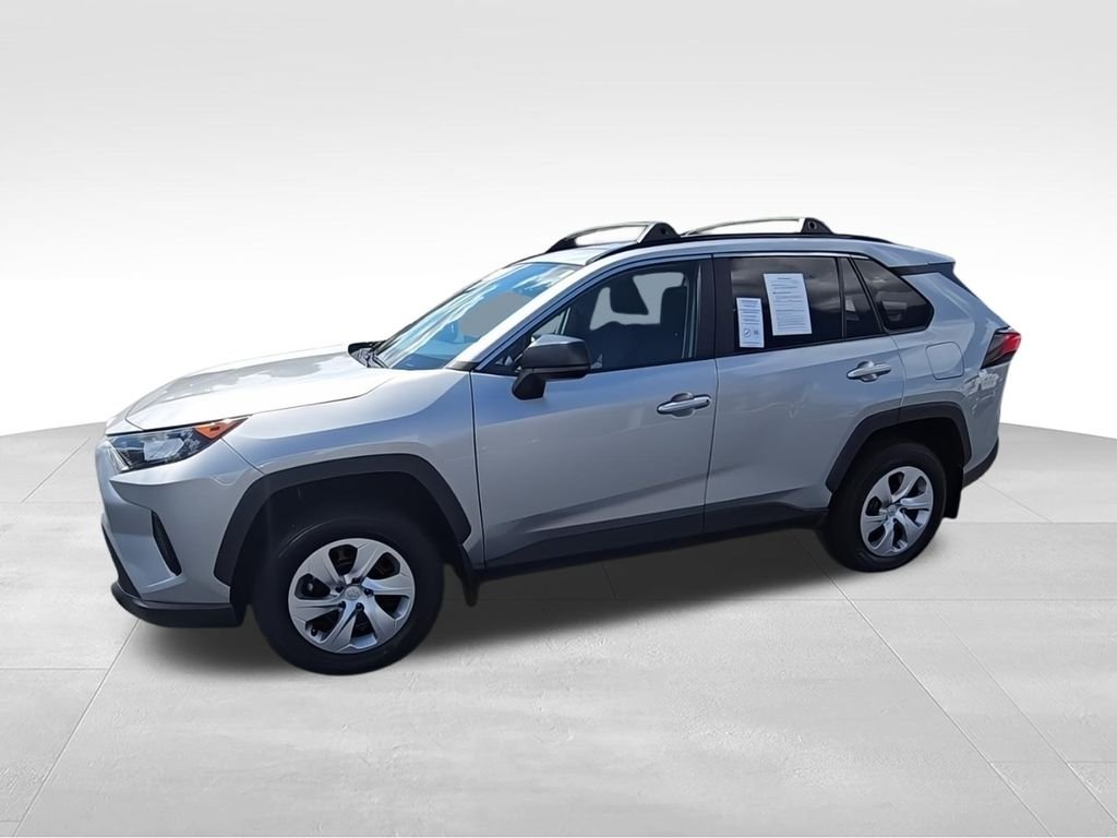 Used 2021 Silver Toyota LE image 4