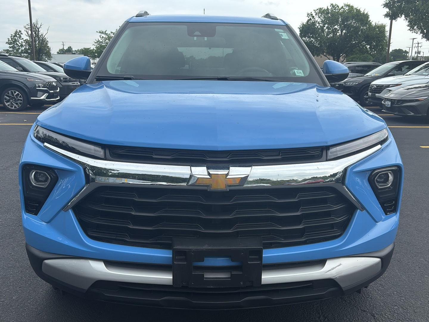 Used 2024 Fountain Blue Chevrolet LT image 2