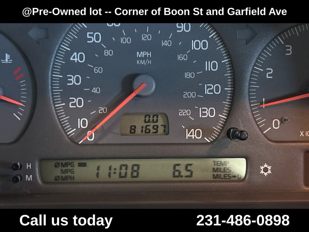Used 2004  Volvo HT image 22
