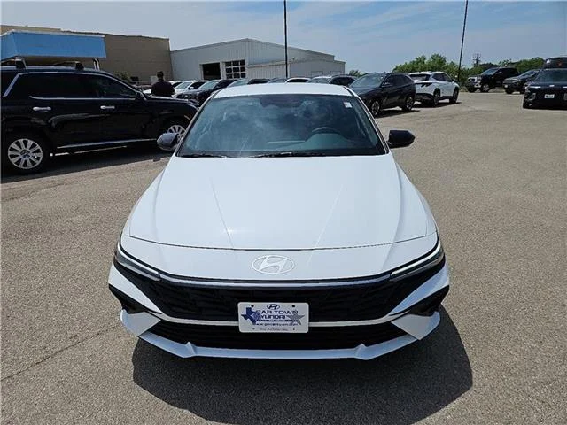 New 2025 Serenity White Hyundai SEL Sport image 8