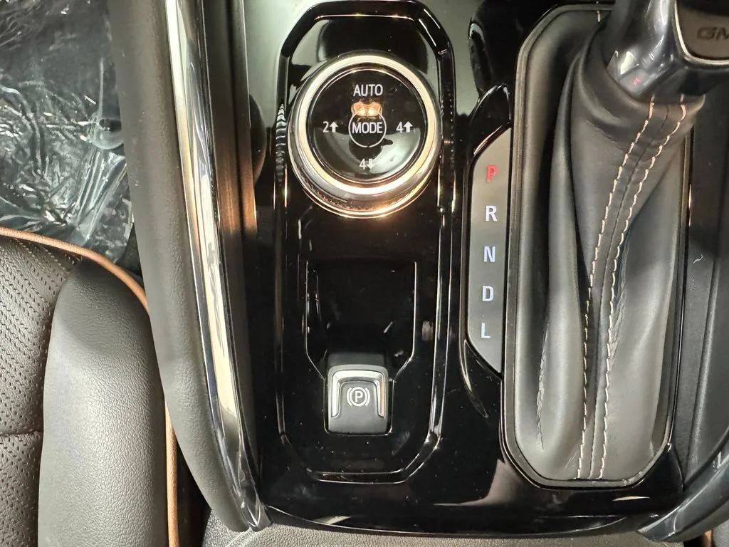 New 2026 Onyx Black GMC AT4 image 14