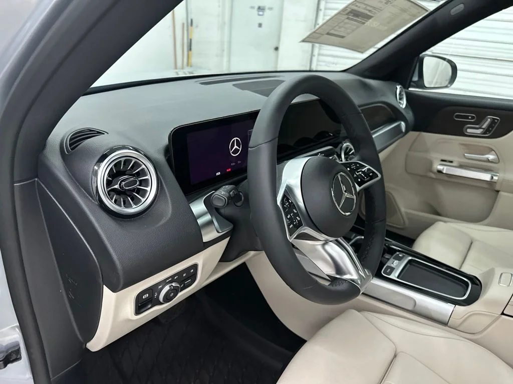 New 2026 Silver Mercedes-Benz GLB 250 image 13