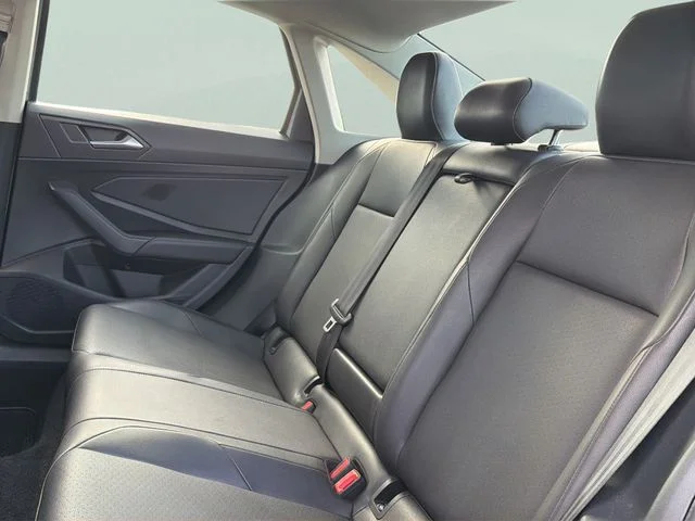 Used 2020 Gray Volkswagen SEL image 16