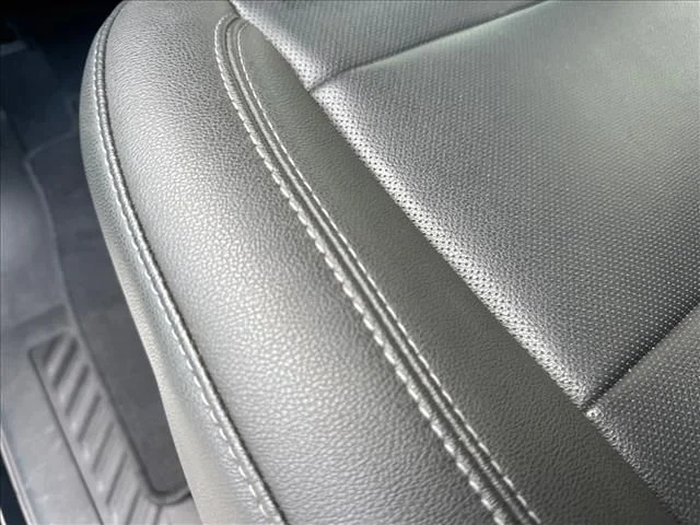 Used 2019 Black GMC SLT image 22