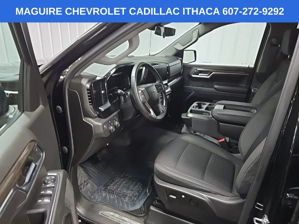 Used 2023 Black Chevrolet RST image 28