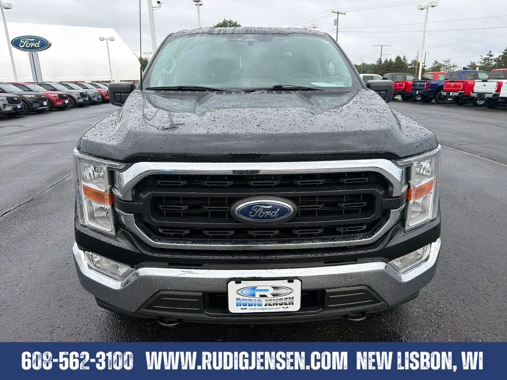 Used 2021 Black Ford XLT image 8