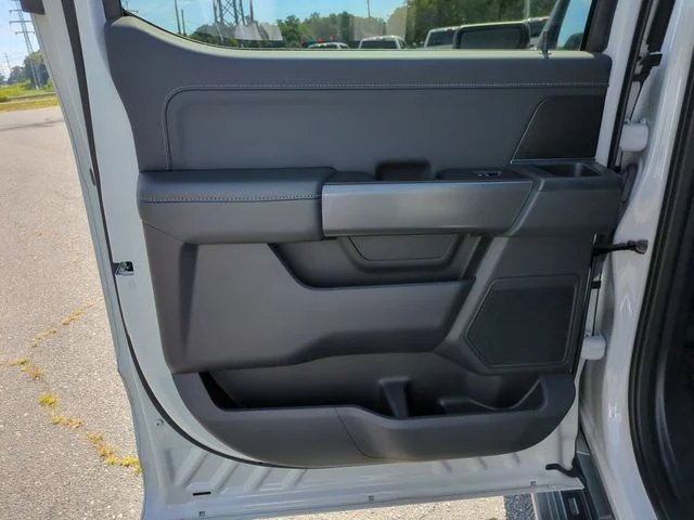 Used 2024 White Ford XLT image 27
