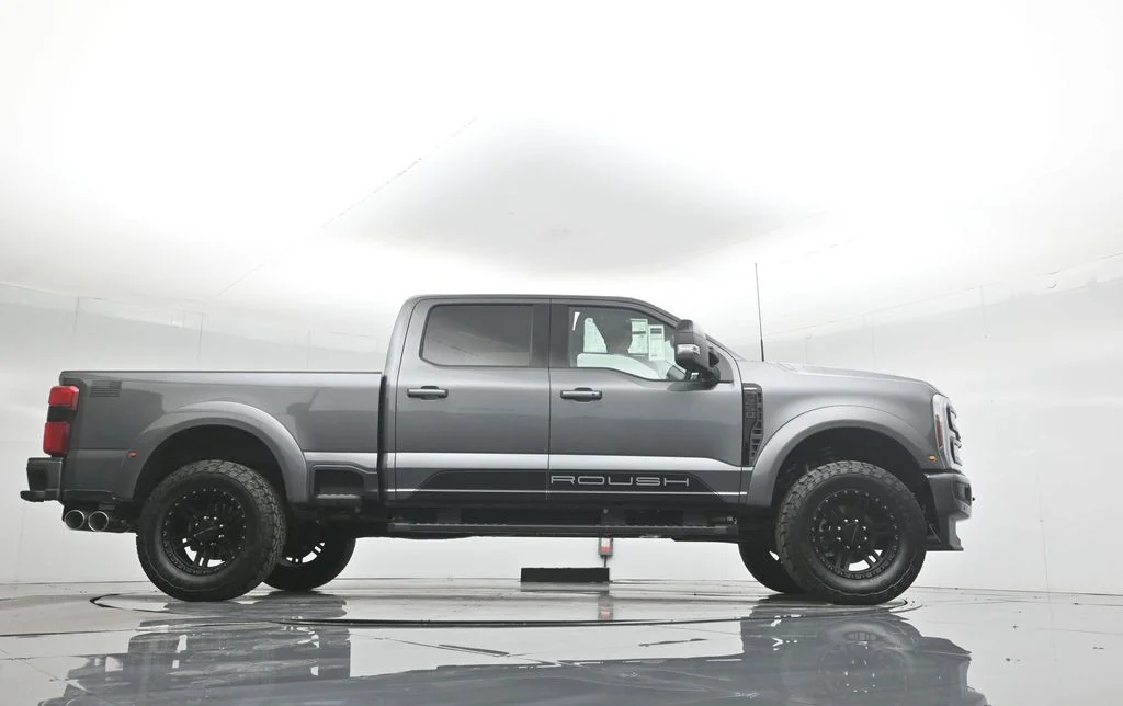 New 2026 Carbonized Gray Metallic Ford Lariat image 50