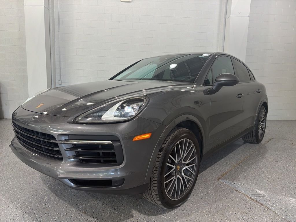 2022 Porsche Cayenne -'s photo
