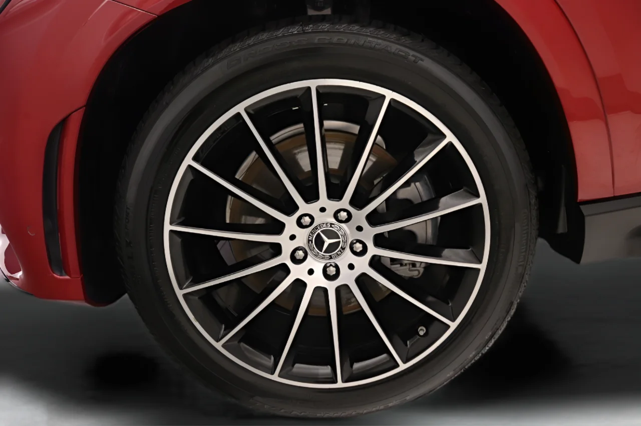Certified Used 2023 Red Mercedes-Benz 450 4MATIC® AMG® Line Pkg image 27