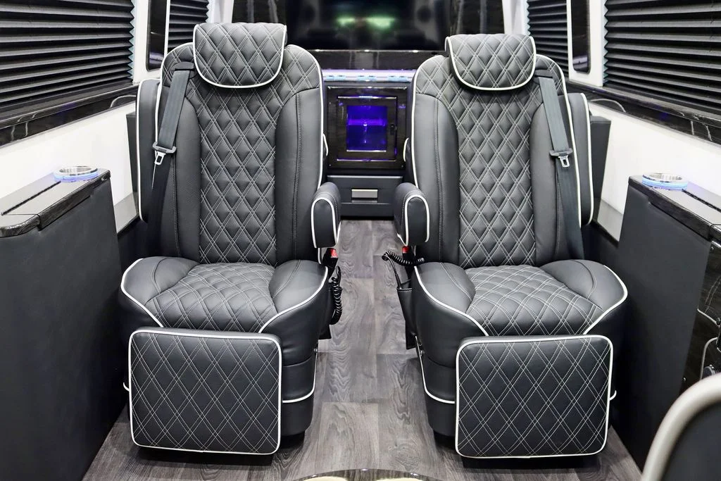 Used 2026 Black Mercedes-Benz  image 38