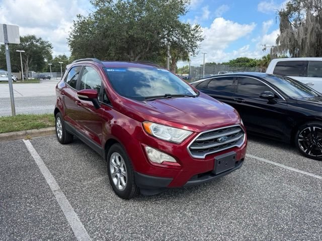Used 2020 Ruby Red Metallic Ford SE image 2