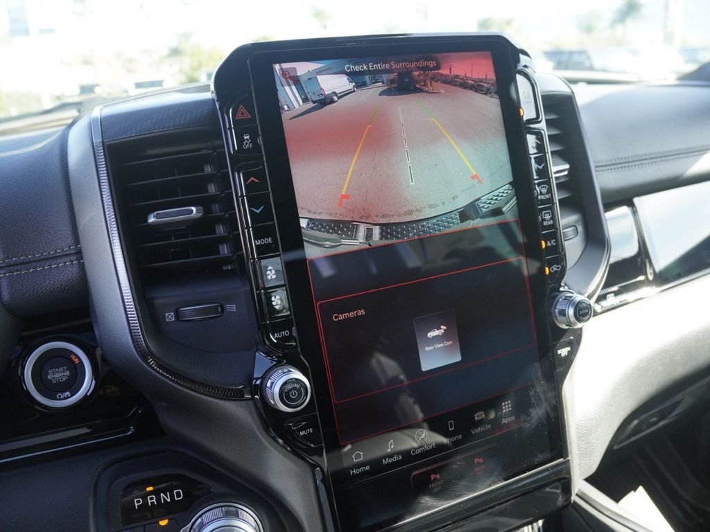 New 2026 Diamond Black Crystal Pearl-Coat Exterior Paint RAM Rebel image 13