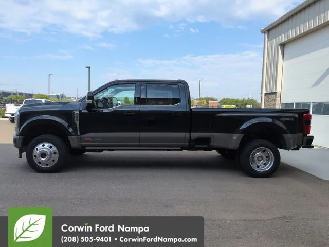 New 2026 Agate Black Metallic Ford King Ranch image 6