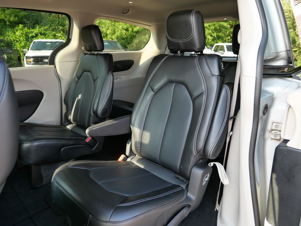 Certified Used 2024 Silver Chrysler Touring L image 15